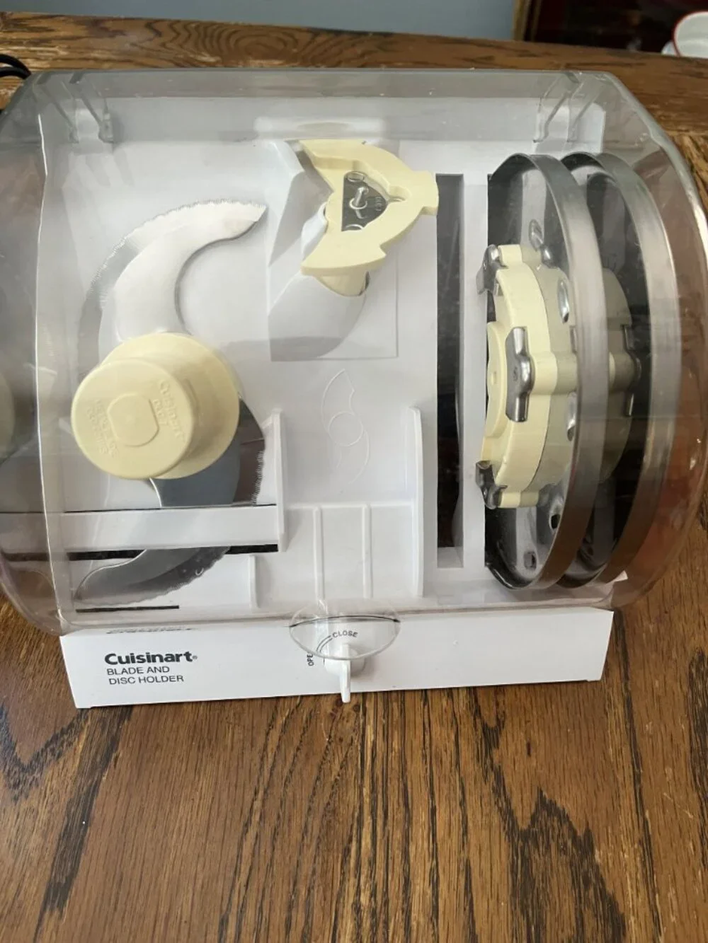 Cuisinart 14-Cup 720W Brushed Stainless Food Processor w/ Discs and Blade Compar